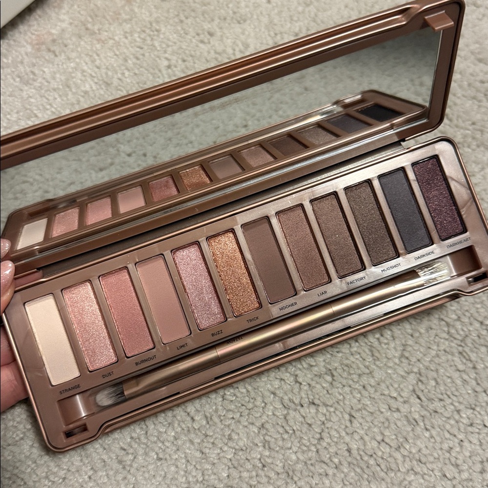 Urban Decay Naked 3 Eyeshadow Palette